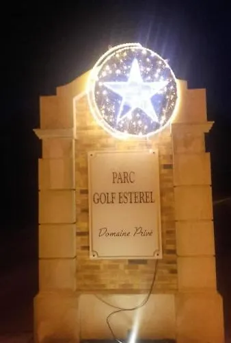 Apartmán Golfs De Valescure 9